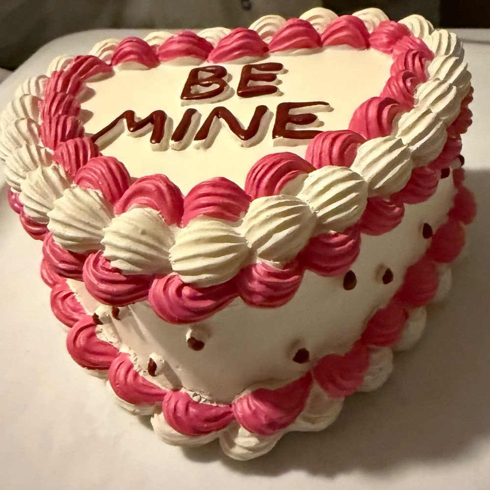 BE MINE Cake Decor